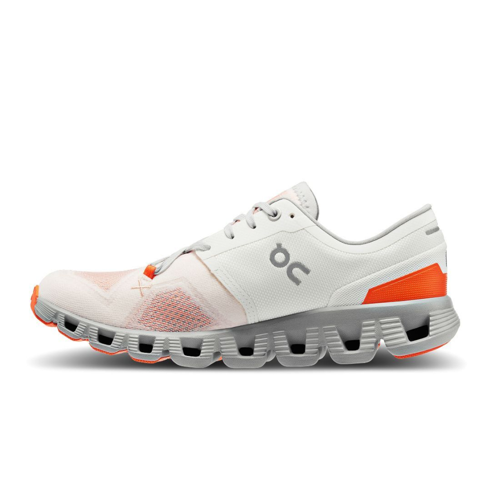 SOULIERS SPORT - CLOUD X 3 IVORY - On