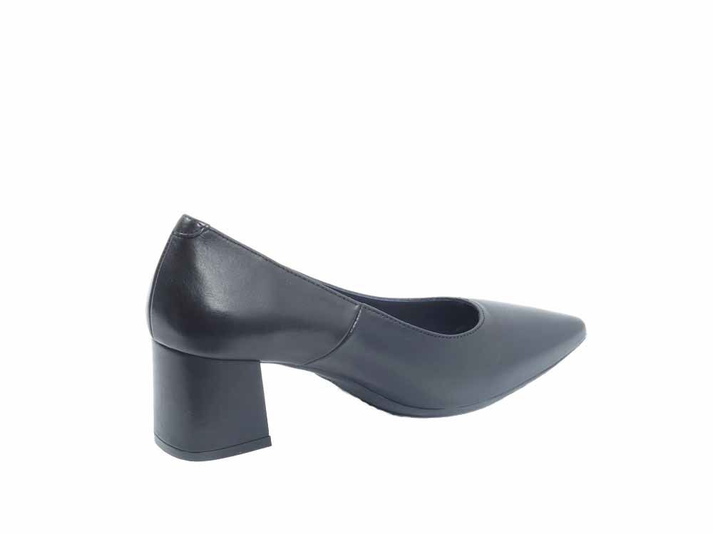 SOULIERS CHIC