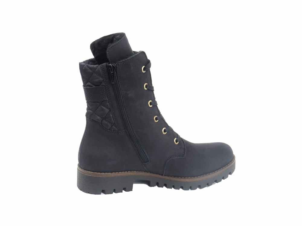 BOTTES