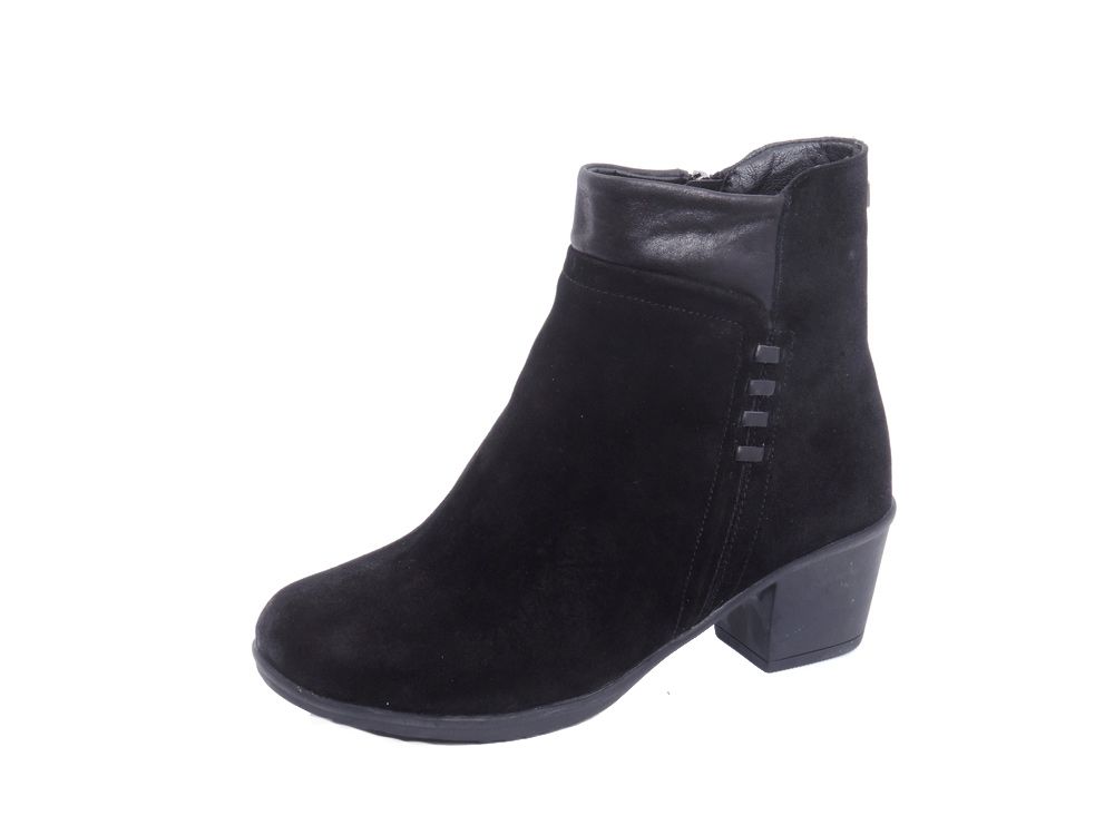 BOTTES