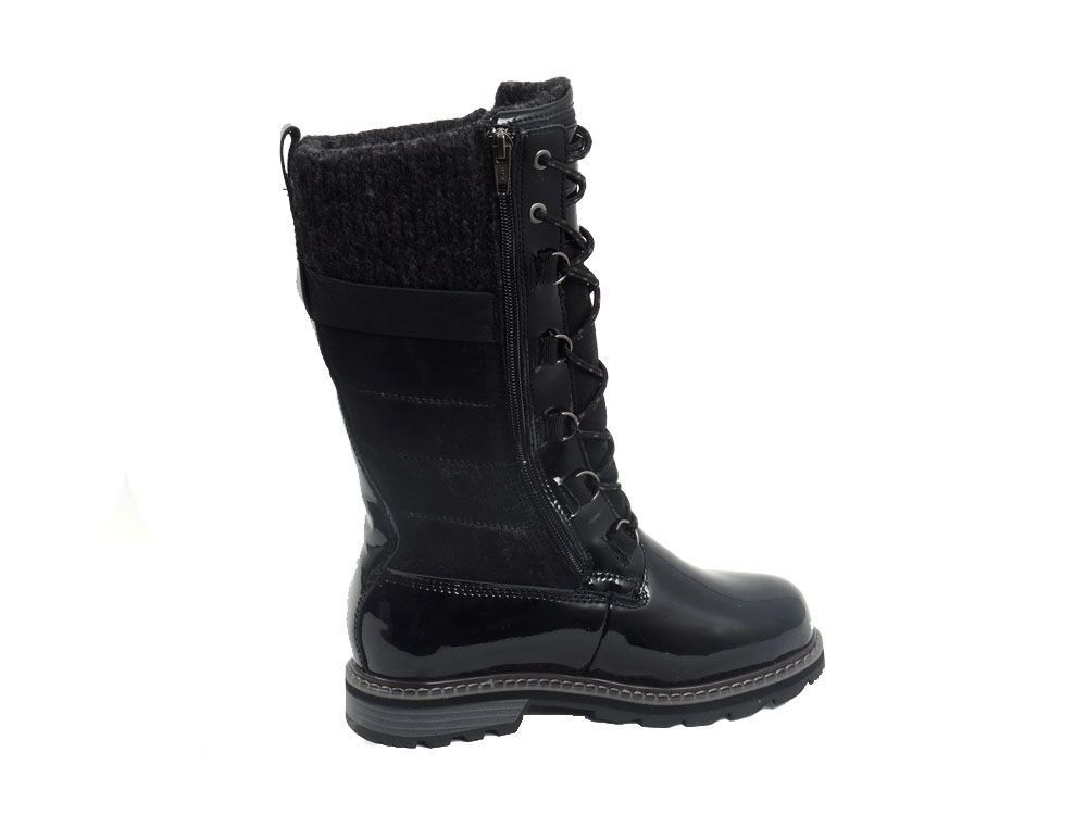 BOTTES