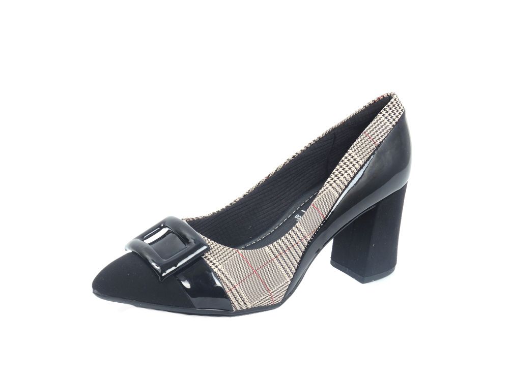 SOULIERS CHIC
